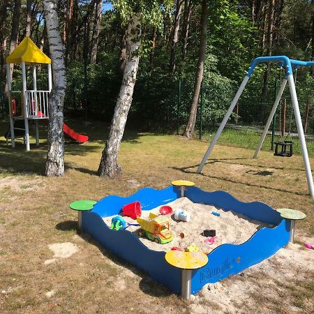 Apartament Baltica Z Ogrodkiem - W Ustronnym Miejscu Tuz Przy Plazy ロゴボ エクステリア 写真